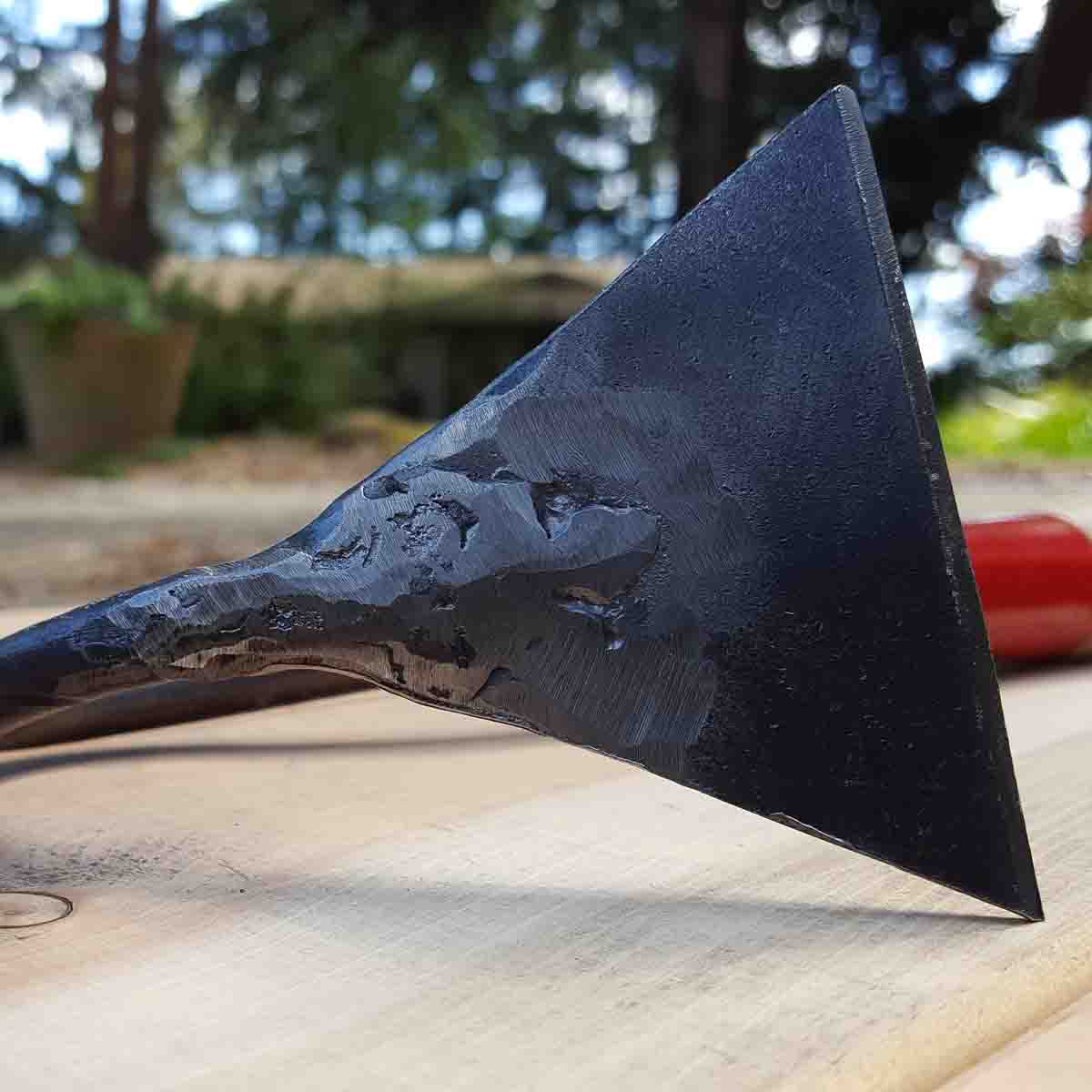 3" Pyramid Hoe