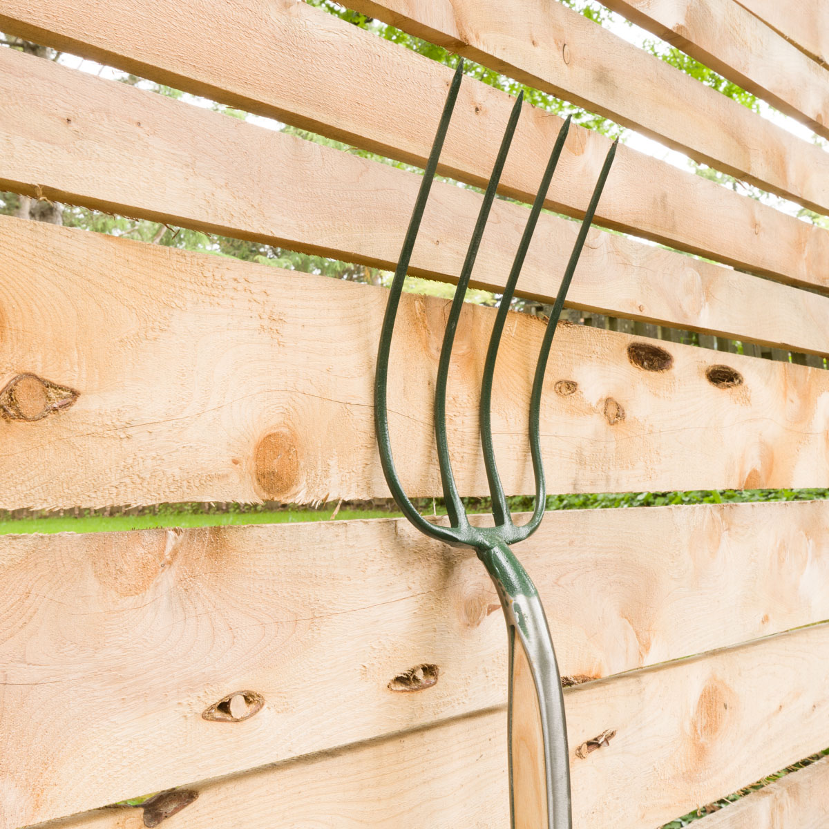 4-Tine Strapped Manure Fork (Bulldog)