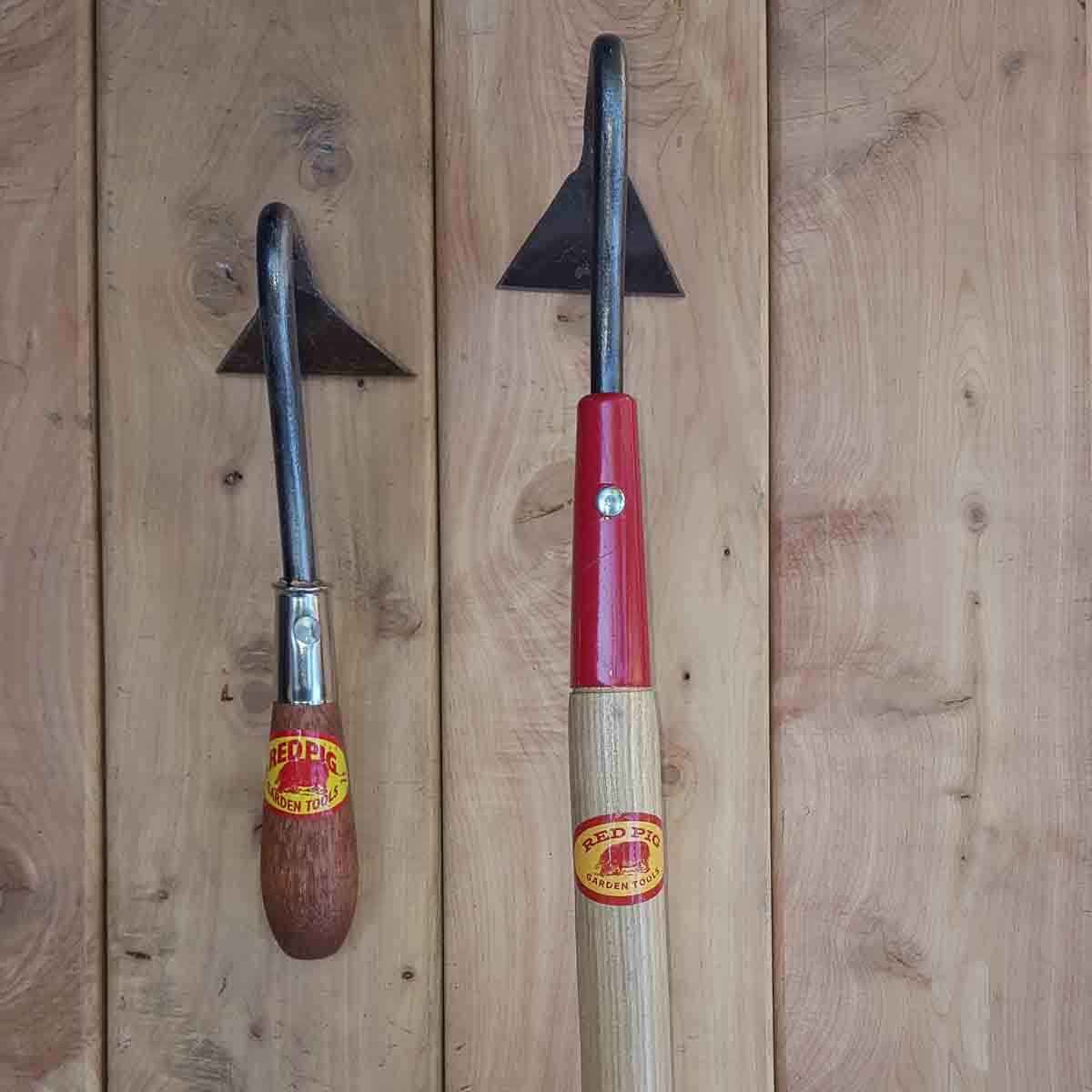 The pyramid hoe is also available on a short handle- hand-handle version for an 18”  handle.